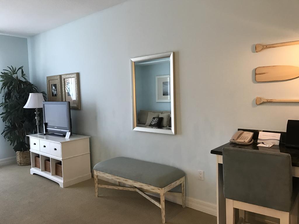 Harborside Suites At Little Harbor Ruskin Exteriör bild