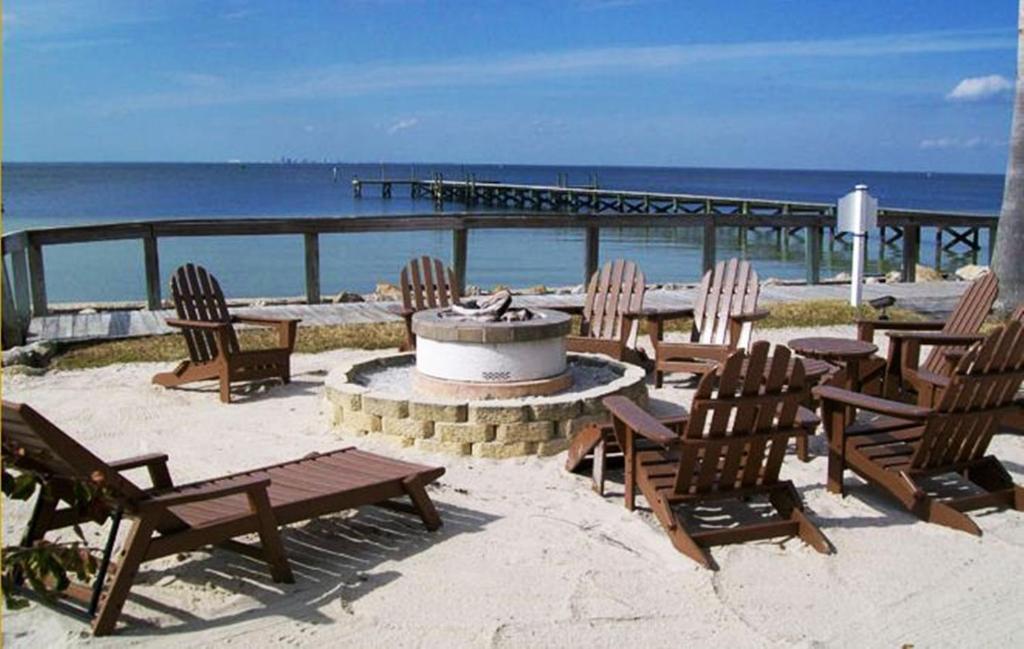 Harborside Suites At Little Harbor Ruskin Exteriör bild