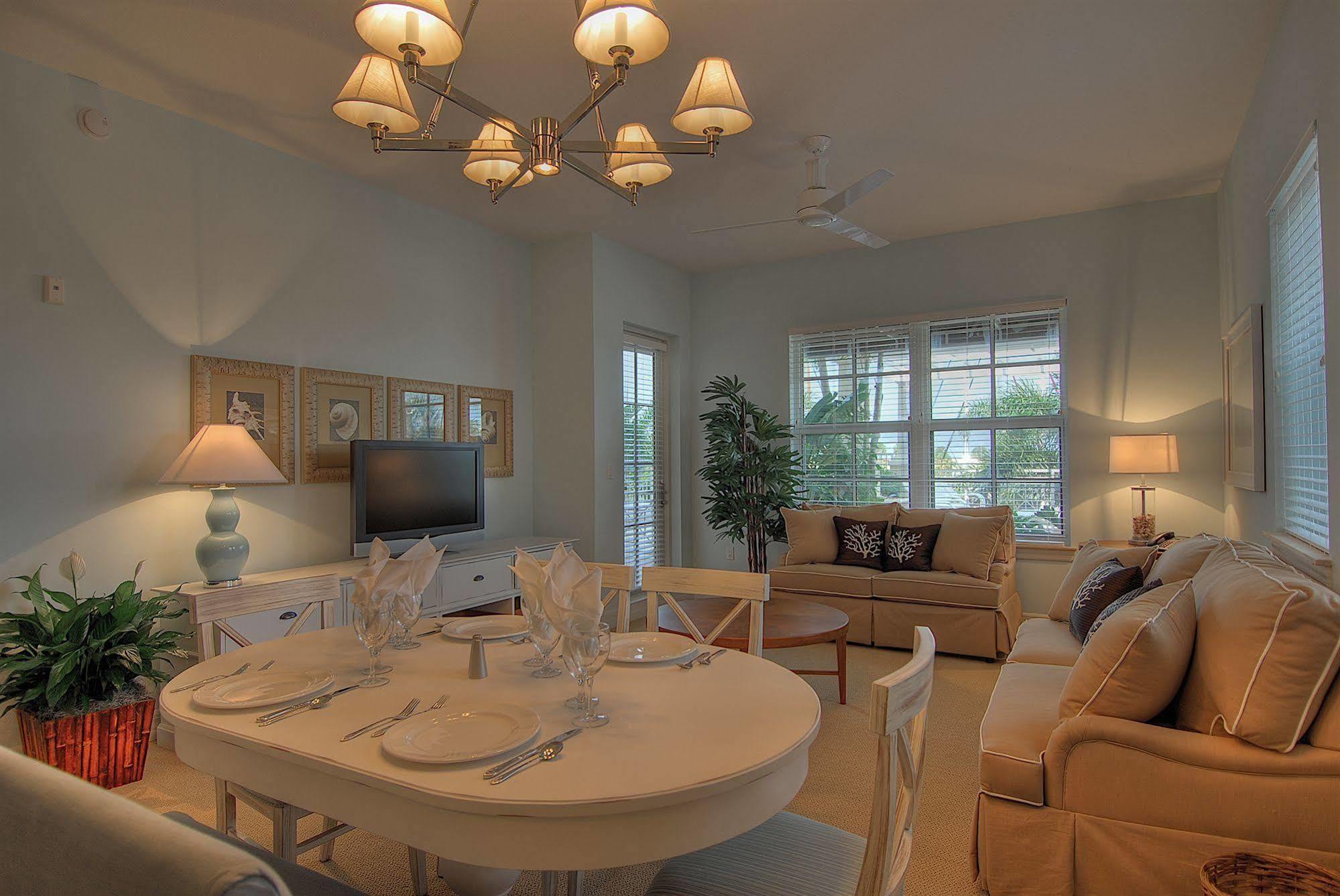 Harborside Suites At Little Harbor Ruskin Exteriör bild